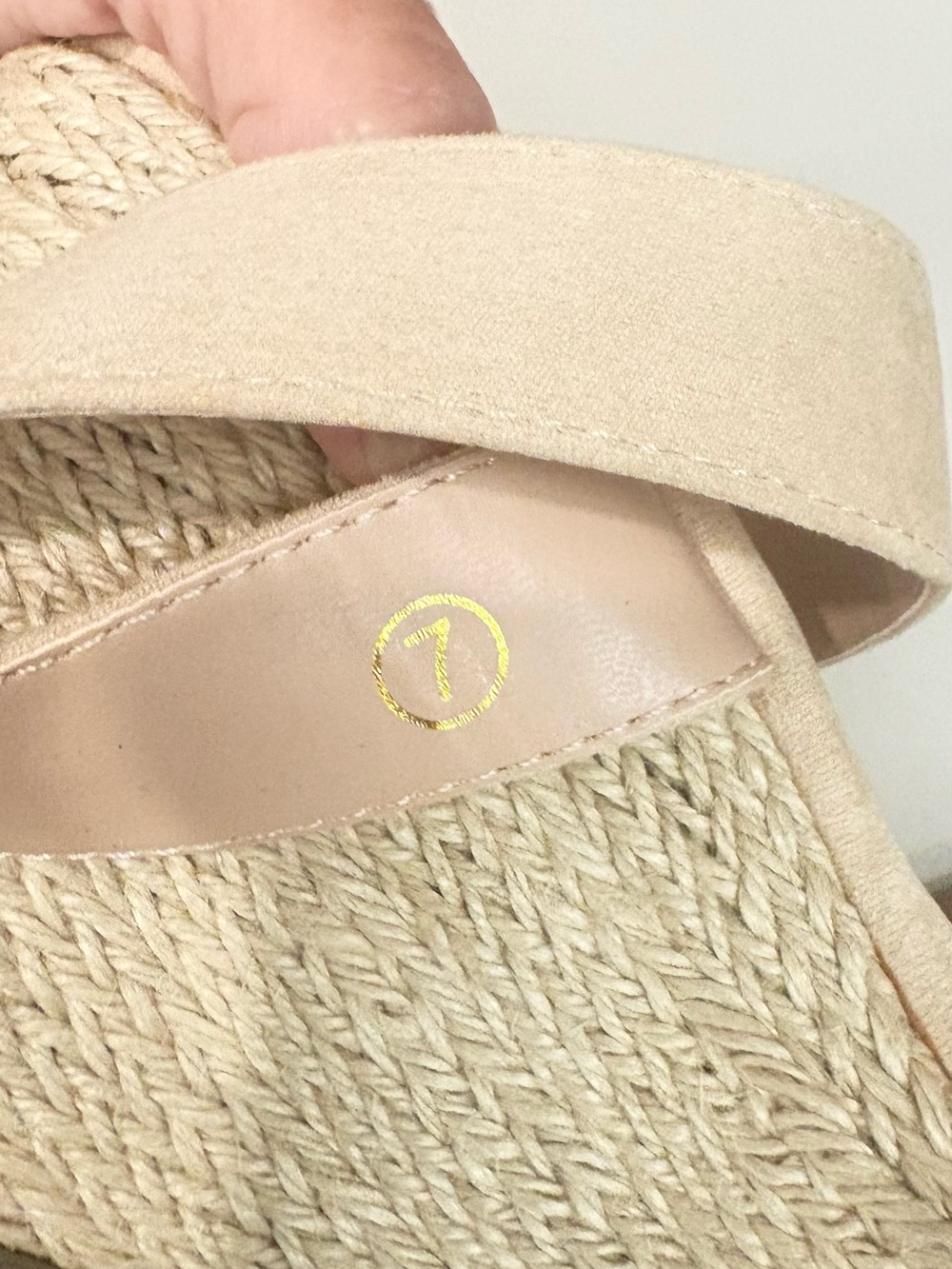 Wedge Platform Sandals 4 pairs For $40 - Picture 14 of 16
